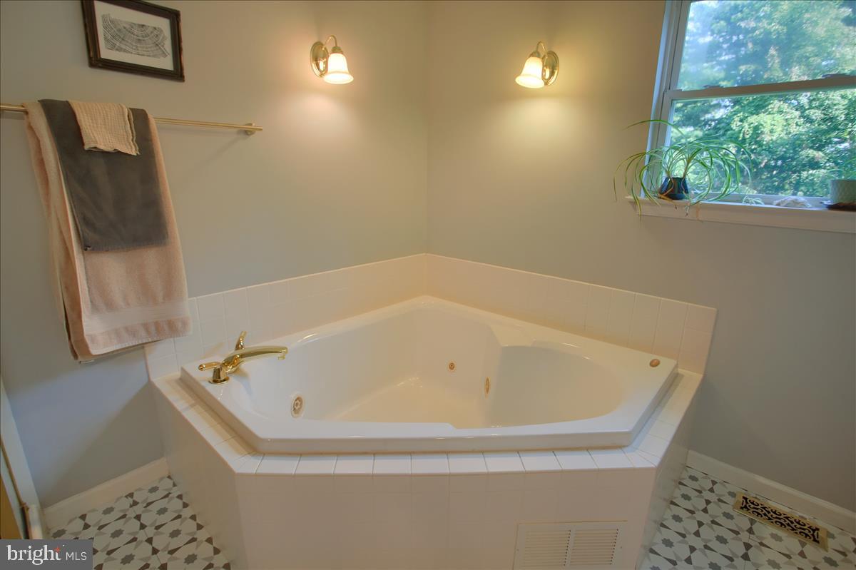 201 Orchard Road Newport, PA 17074 - Photo 24 of 41 Gallery Image 24