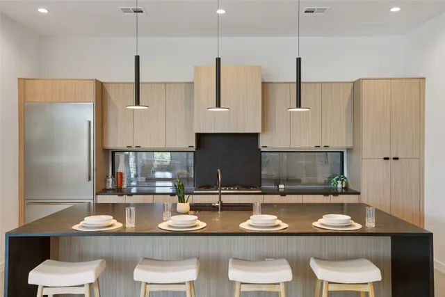 $2,850,000 | 2512 Ridgeview Drive, Austin, TX 78704