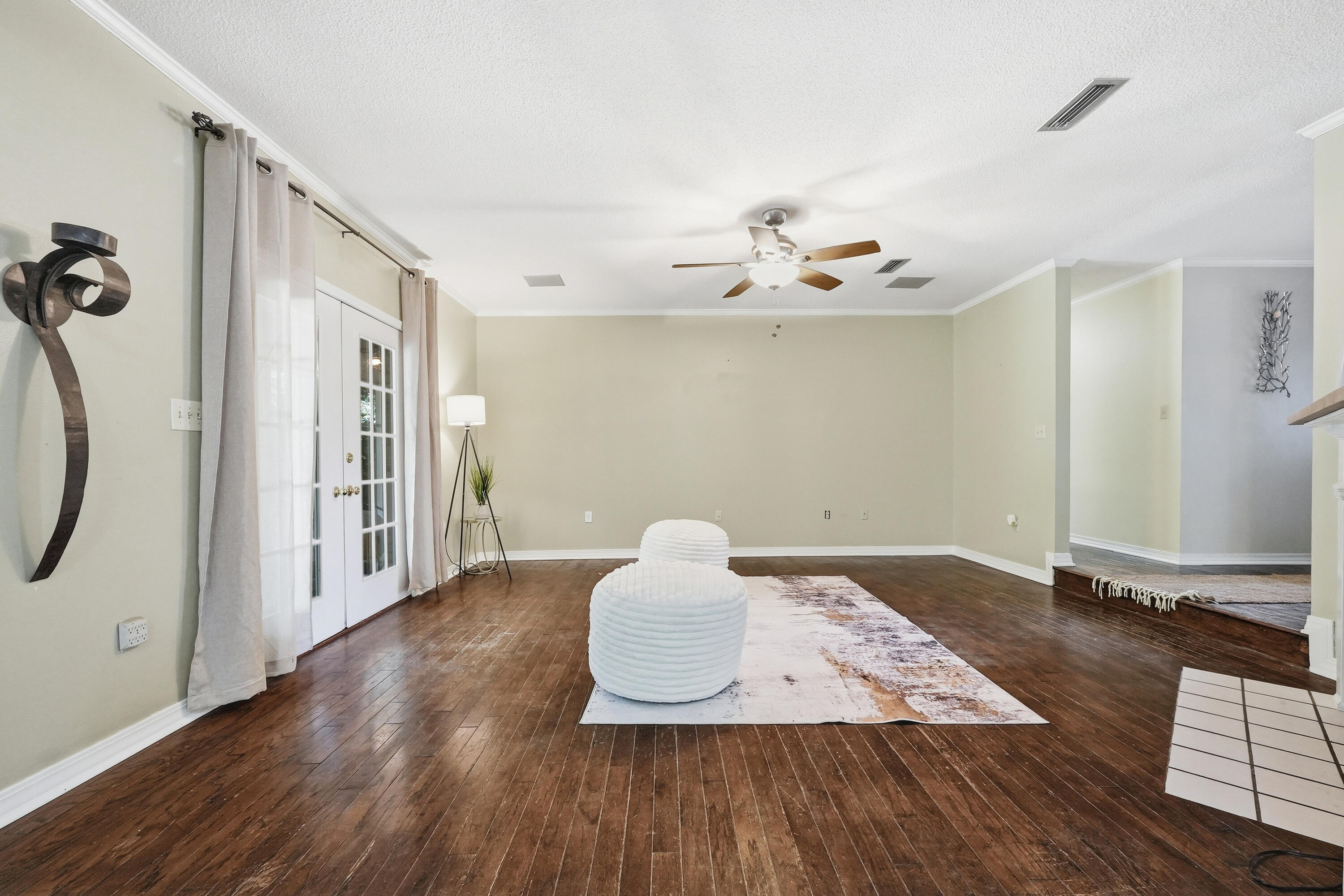 170 Elliott Road Mary Esther, FL 32569 - Photo 13 of 51 LIVING ROOM