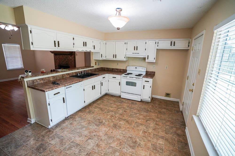 4714 Greenside Road Millington, TN 38053 - Photo 4 of 12 Gallery Image 4