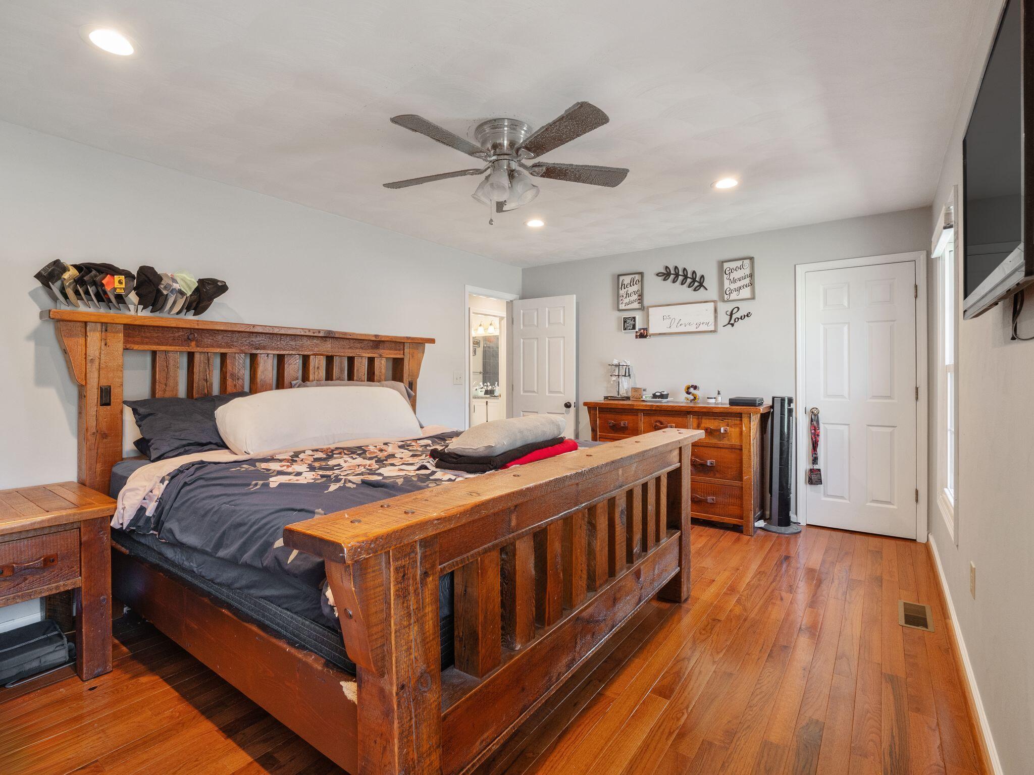 323 Winesap Road Roanoke, VA 24019 - Photo 18 of 36 18-323 Winesap Rd-MFW Media