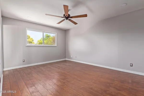 $4,995 | 1640 East La Jolla Drive, Tempe, AZ 85282
