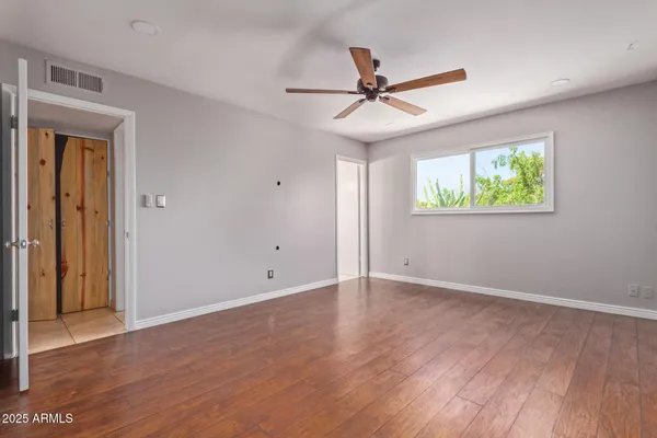 $4,995 | 1640 East La Jolla Drive, Tempe, AZ 85282