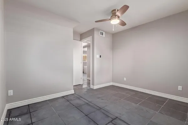 $4,995 | 1640 East La Jolla Drive, Tempe, AZ 85282