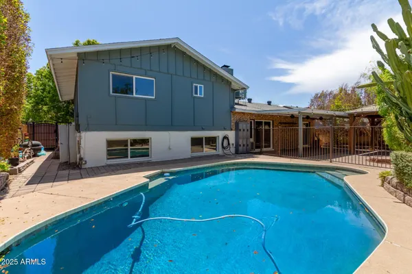 $4,995 | 1640 East La Jolla Drive, Tempe, AZ 85282