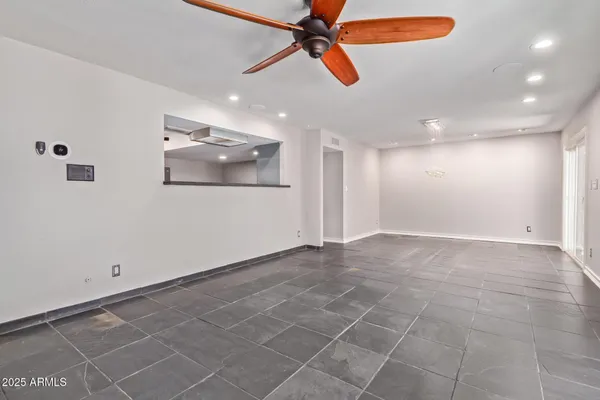 $4,995 | 1640 East La Jolla Drive, Tempe, AZ 85282