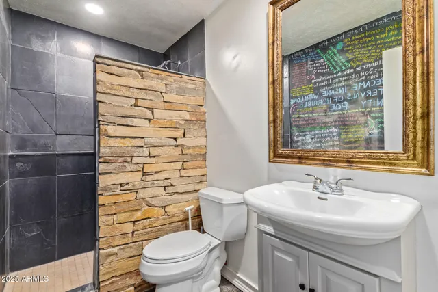 $6,000 | 1640 East La Jolla Drive, Tempe, AZ 85282