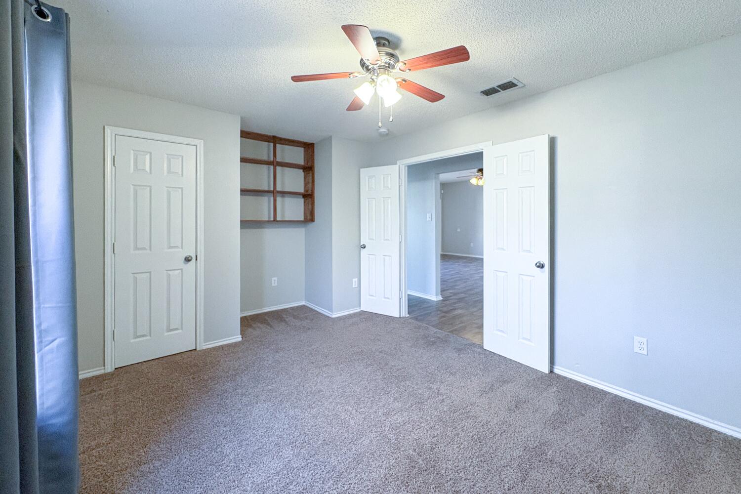 5822 90th Street Lubbock, TX 79424 - Photo 18 of 29 Second Bedroom