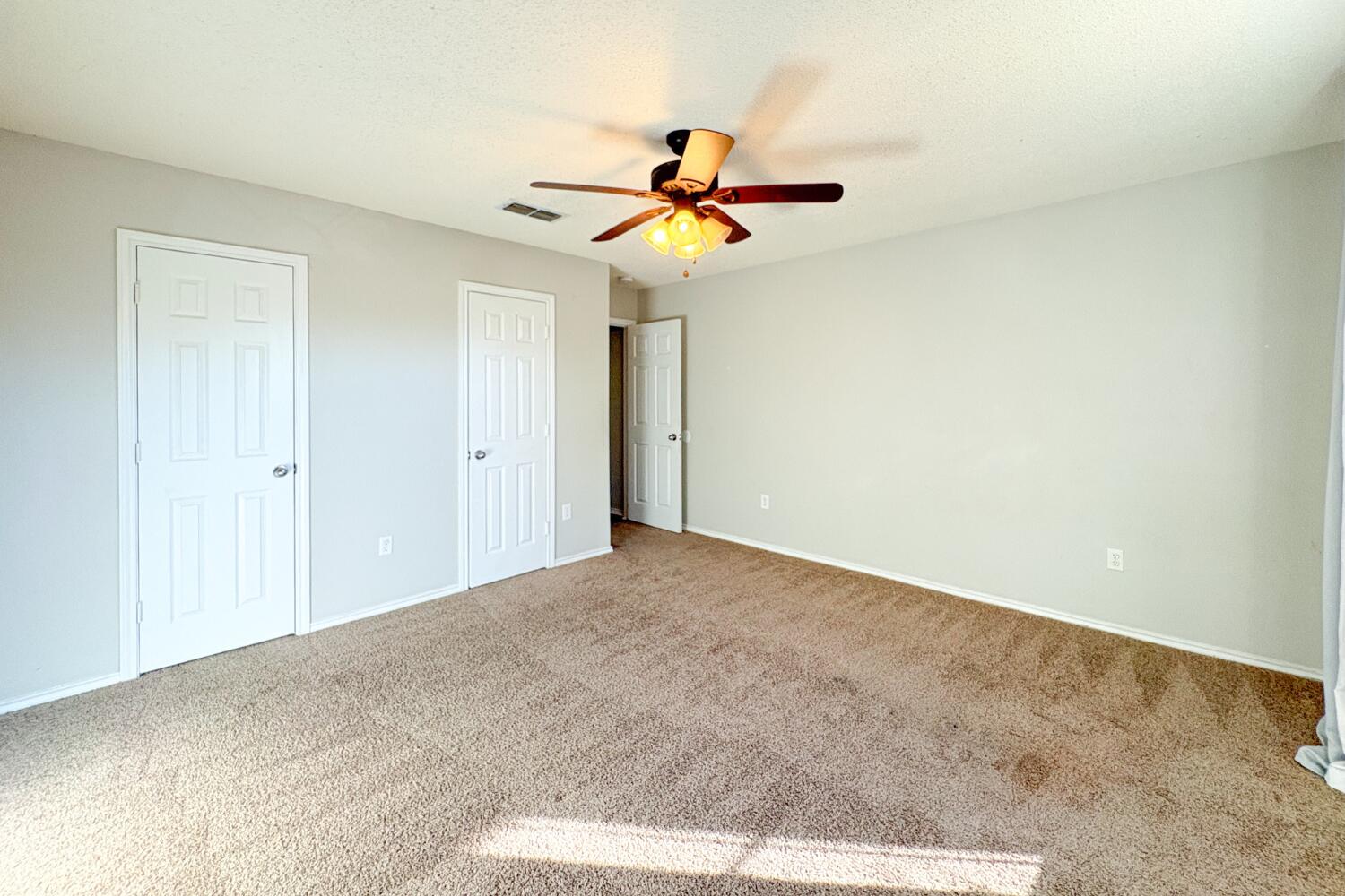 5822 90th Street Lubbock, TX 79424 - Photo 20 of 29 Third Bedroom