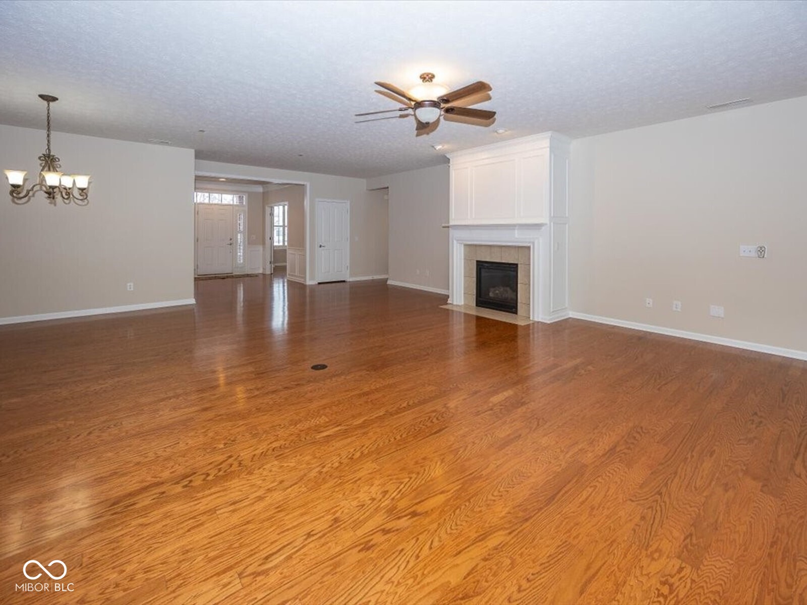16160 Brookmere Avenue Fishers, IN 46037 - Photo 11 of 50