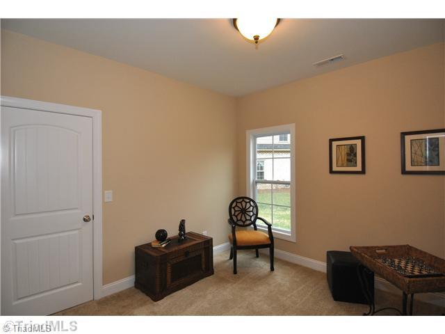 484 Crosswick Road Clemmons, NC 27012 - Photo 9 of 13 2nd Bedroom.