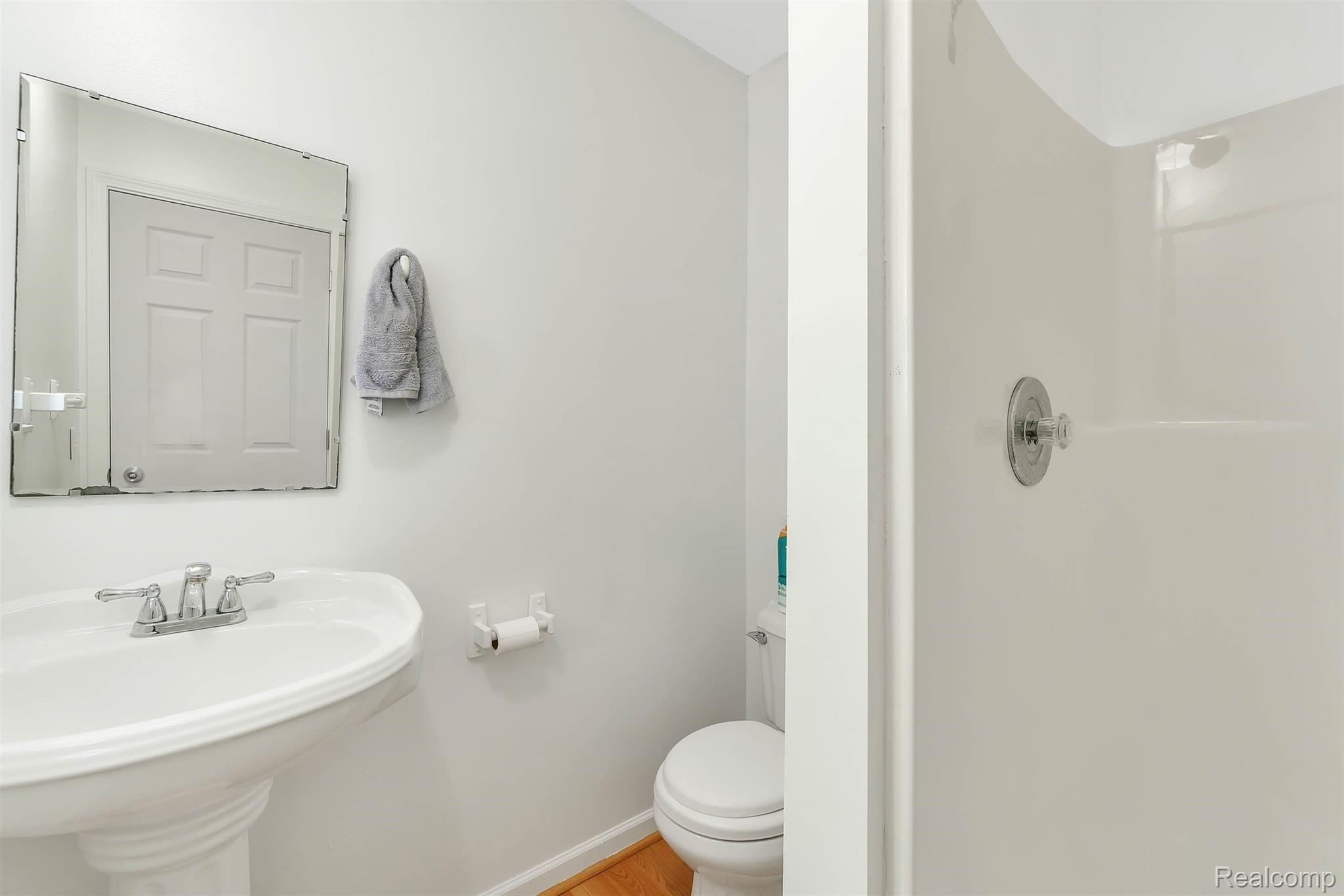 740 John Ward Howell, MI 48855 - Photo 22 of 39 22-740 John Ward-WindowStill-Real-E.jpg