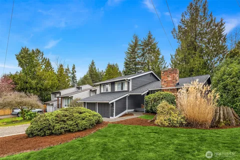 $919,950 | 19401 30th Avenue Northeast, Lake Forest Park, WA 98155