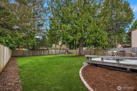 $919,950 | 19401 30th Avenue Northeast, Lake Forest Park, WA 98155