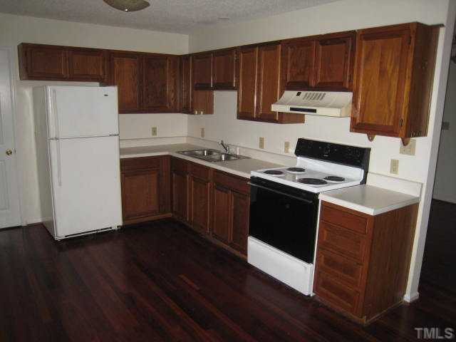 2748 Community Drive Raleigh, NC 27610 - Photo 4 of 5 Kitchen