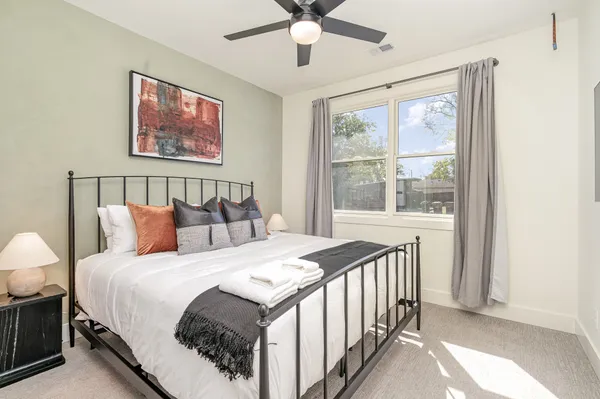 $6,995 | 1009 Summit Avenue, Unit 2, Nashville, TN 37203