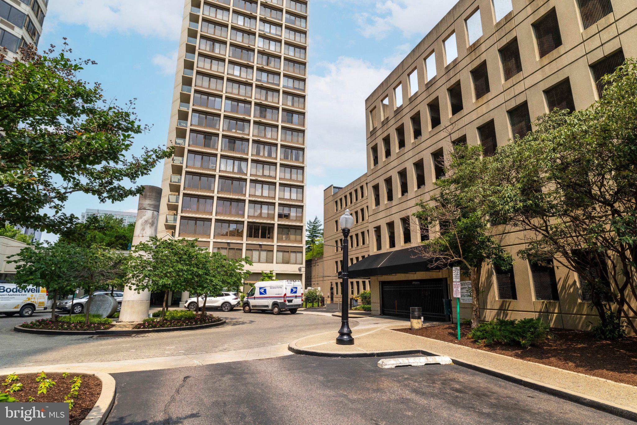2001 Hamilton Street, Unit 1119 Philadelphia, PA 19130 - Photo 42 of 44 Urban elegance meets modern design.