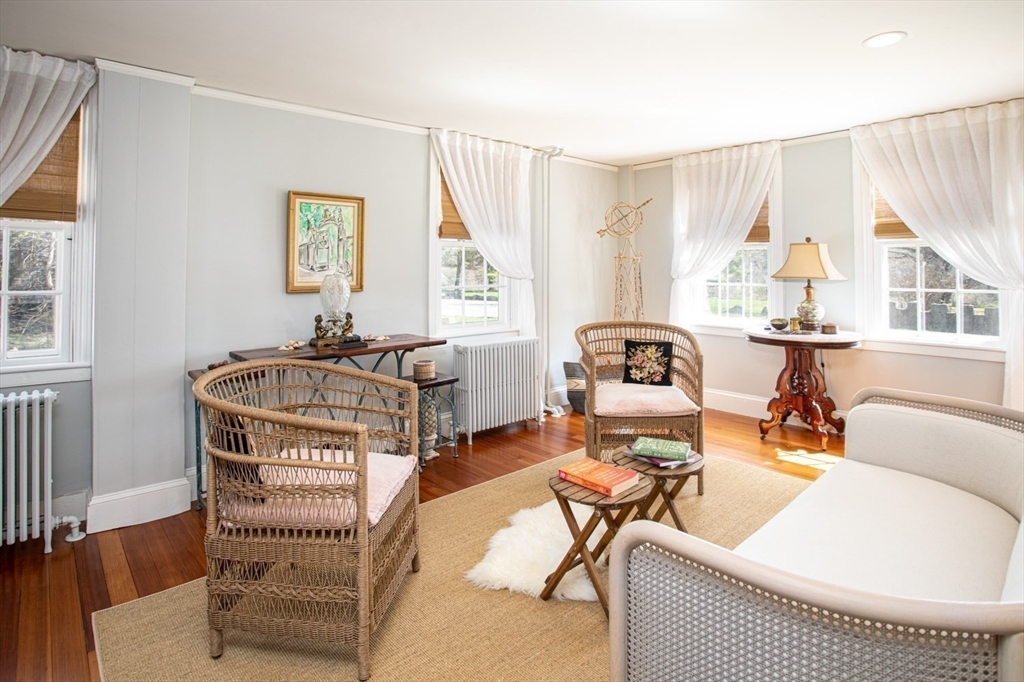 41 Drift Road Westport, MA 02790 - Photo 19 of 38