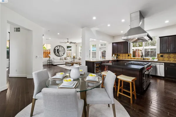 $2,099,888 | 5454 Stockton Loop, Livermore, CA 94550