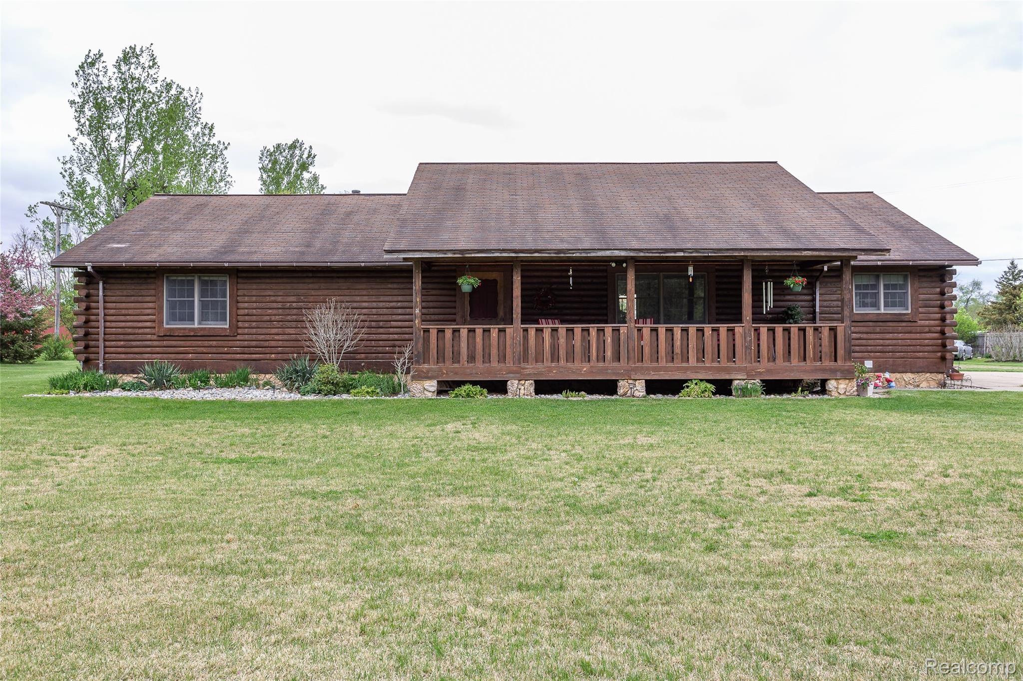 3147 merritt exteriors (2).jpg
