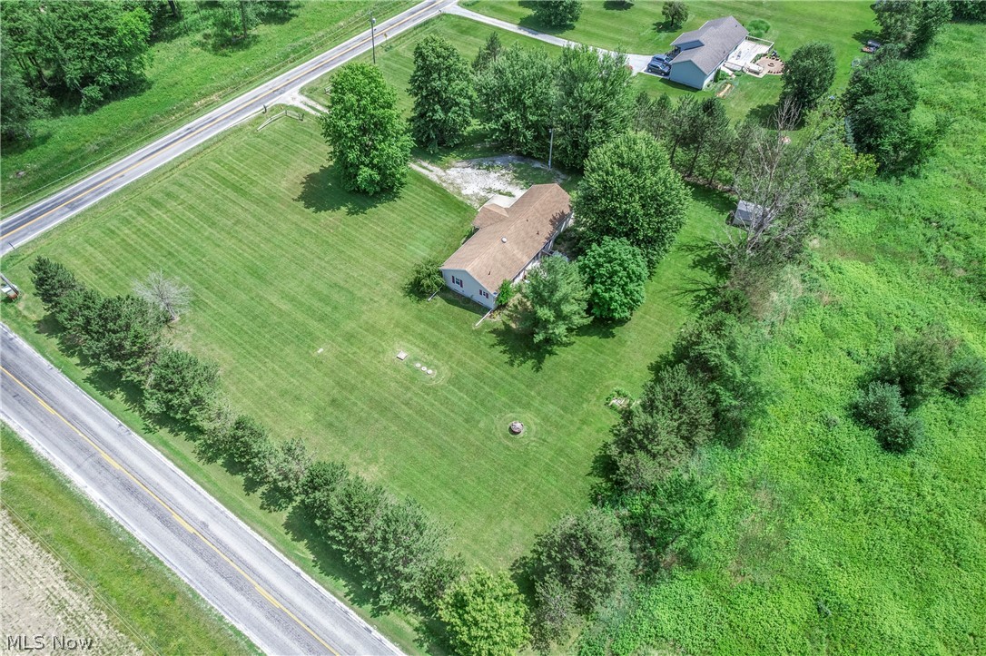 43891 Bursley Road Wellington, OH 44090 - Photo 9 of 50