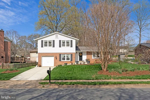 $840,000 | 5148 Pumphrey Drive, Fairfax, VA 22032