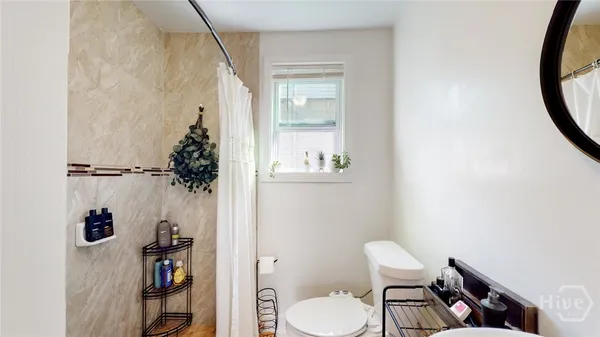 $2,300 | 904 East 39th Street, Savannah, GA 31401