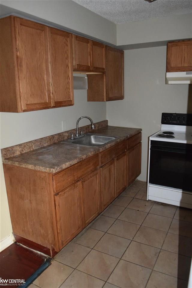 14570 Greenfield Road Detroit, MI 48227 - Photo 22 of 31 31346563-21.JPG