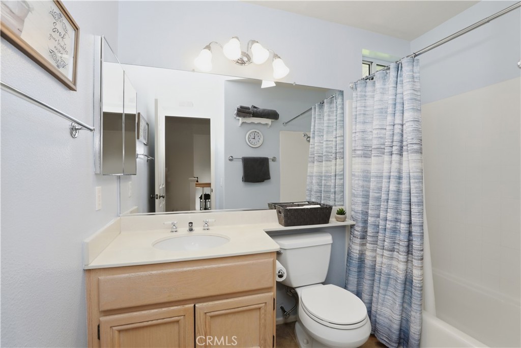 16350 Blossom Time Court Riverside, CA 92503 - Photo 28 of 58 Shared Bathroom