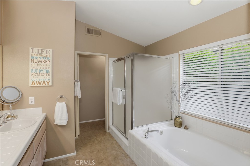 16350 Blossom Time Court Riverside, CA 92503 - Photo 33 of 58 Primary Bathroom