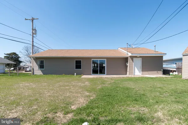 $475,000 | 44 Elm Lane, Levittown, PA 19054