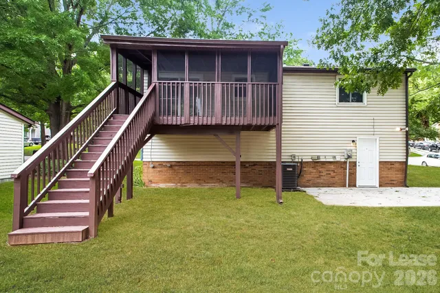 $2,090 | 5222 Split Oak Drive, Charlotte, NC 28227