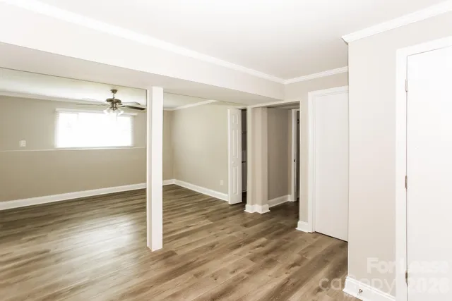 $2,090 | 5222 Split Oak Drive, Charlotte, NC 28227