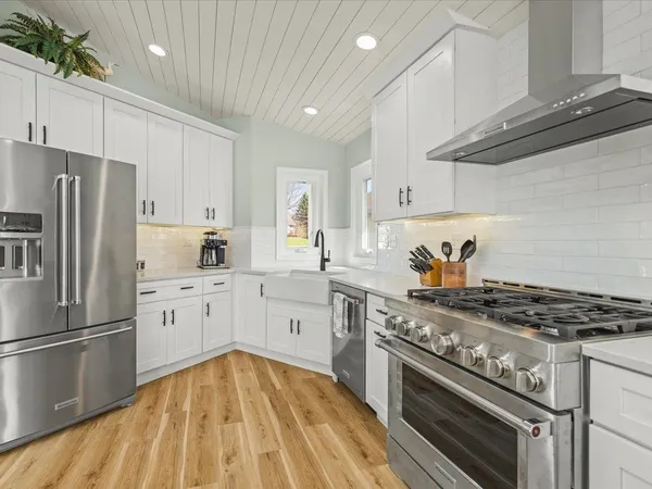 $714,900 | 847 Breckenboro Road, Davis, IL 61019