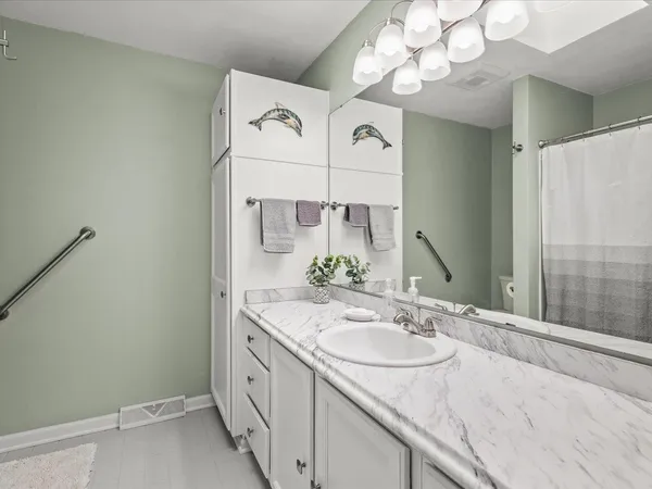 $714,900 | 847 Breckenboro Road, Davis, IL 61019