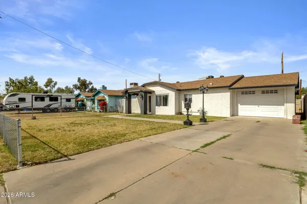 $2,250 | 3428 West Willetta Street, Phoenix, AZ 85009