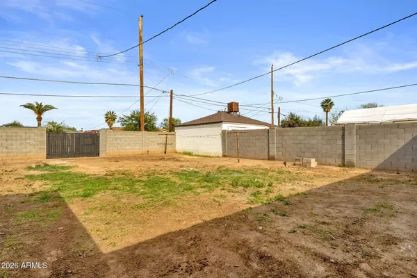 $2,250 | 3428 West Willetta Street, Phoenix, AZ 85009