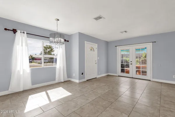 $2,250 | 3428 West Willetta Street, Phoenix, AZ 85009