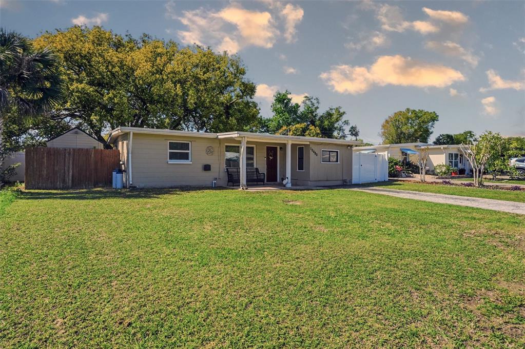 10480 111th Avenue North Largo, FL 33773 - Photo 2 of 34