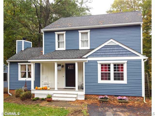 10409 White Rabbit Road North Chesterfield, VA 23235 - Photo 2 of 23 a front view of a house with a yard