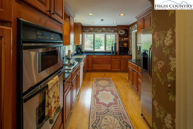 2446 Hickory Boone, NC 28607 - Photo 6 of 30 Gallery Image 6