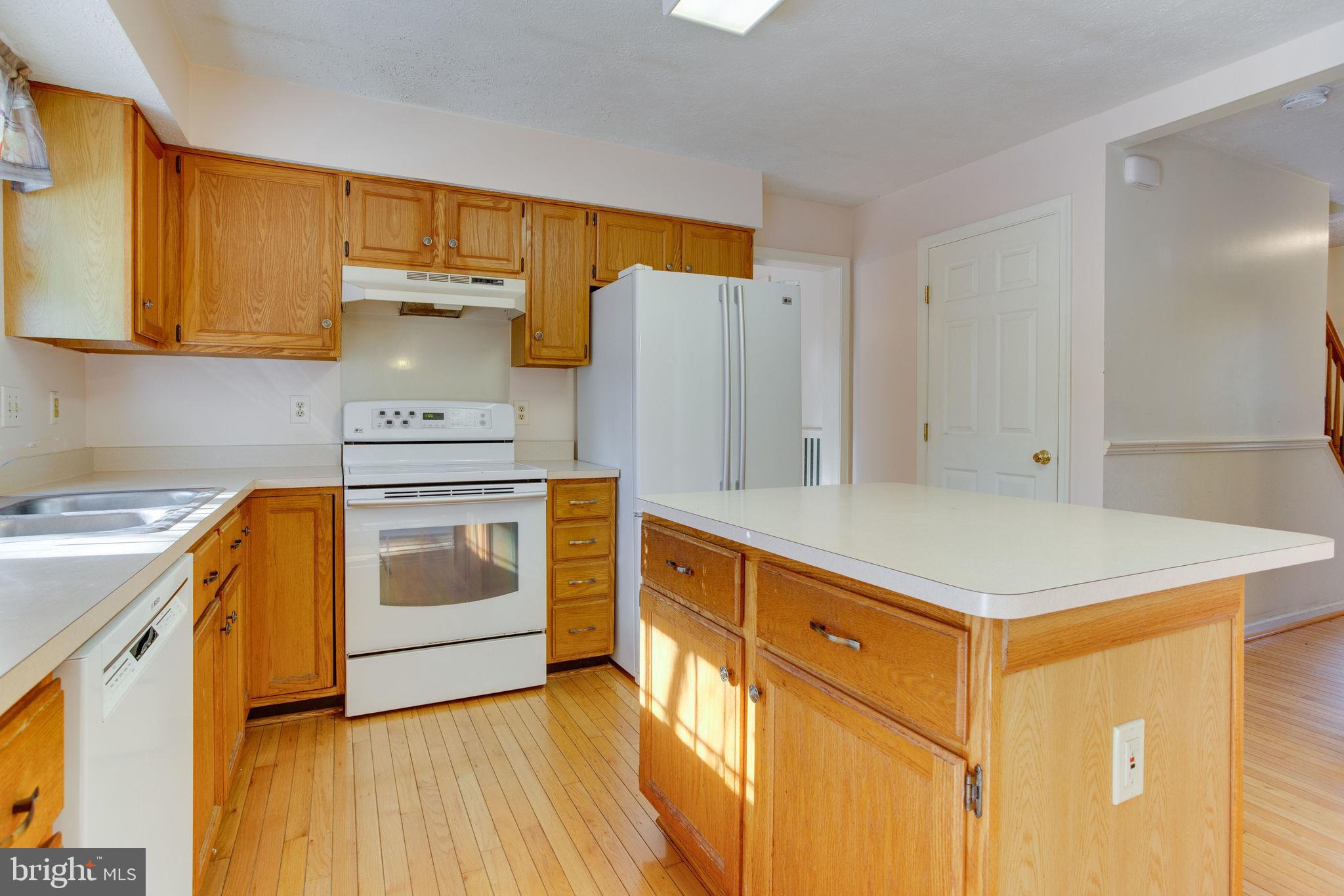 8511 Triple Crown Road Bowie, MD 20715 - Photo 7 of 27 Gallery Image 7
