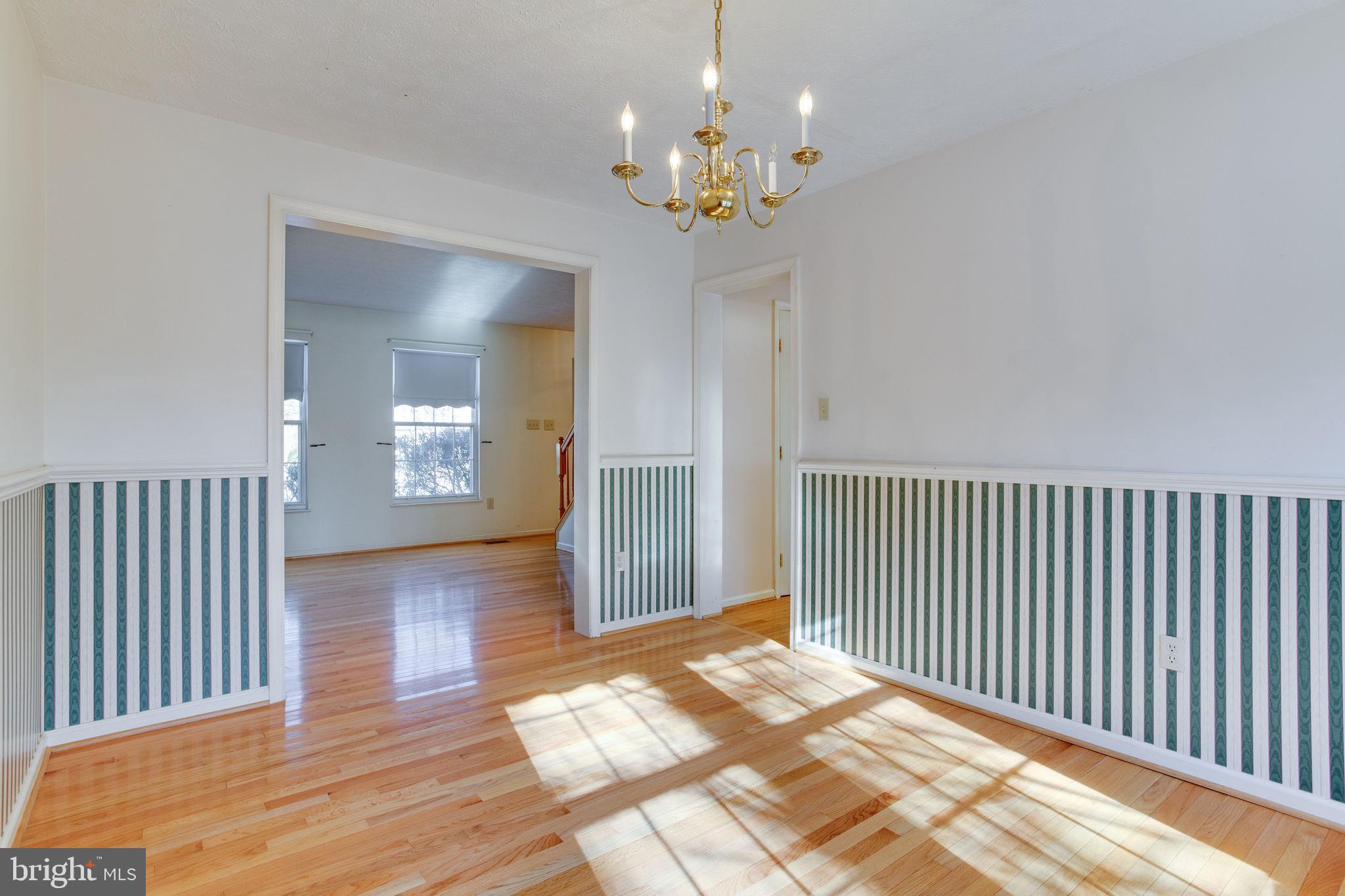 8511 Triple Crown Road Bowie, MD 20715 - Photo 8 of 27 Dining Room