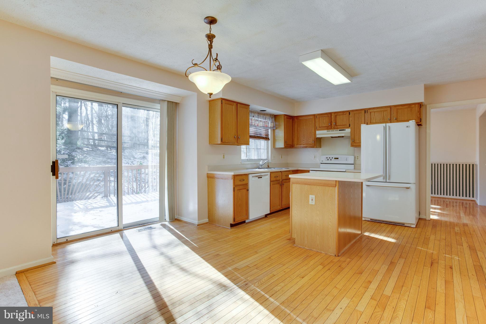8511 Triple Crown Road Bowie, MD 20715 - Photo 10 of 27 Gallery Image 10