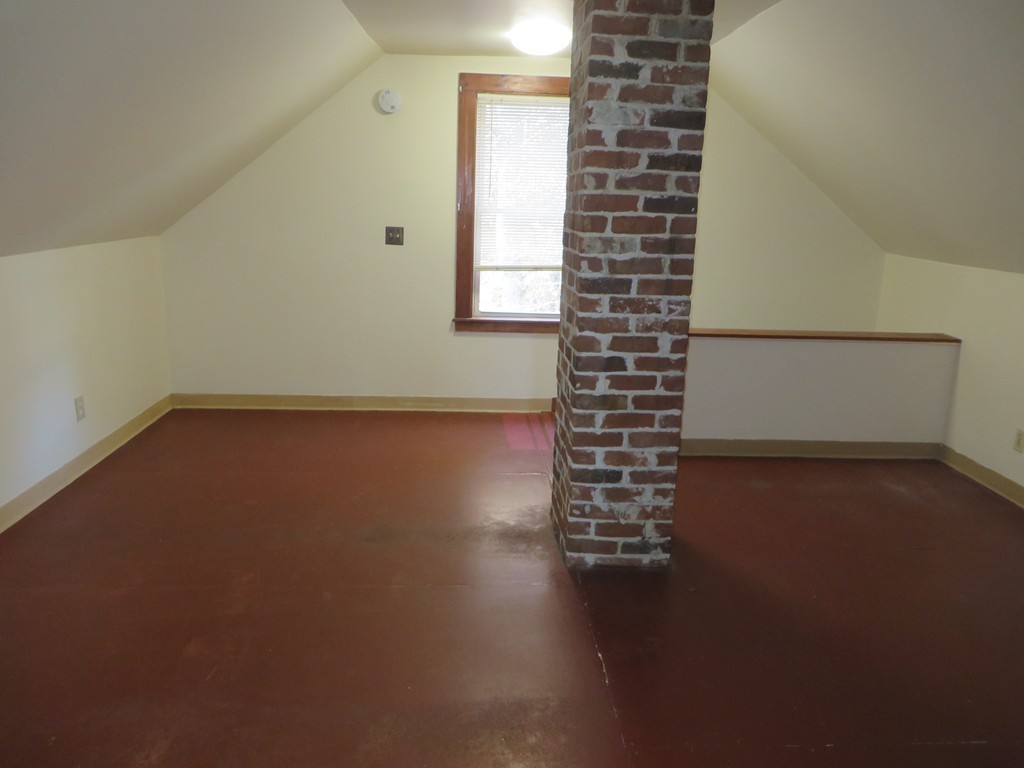 482 Leyden Road Greenfield, MA 01301 - Photo 14 of 20 Gallery Image 14