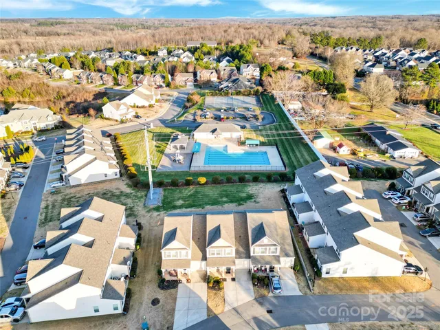 $299,000 | 115 Davenport Drive, Unit B, Statesville, NC 28677