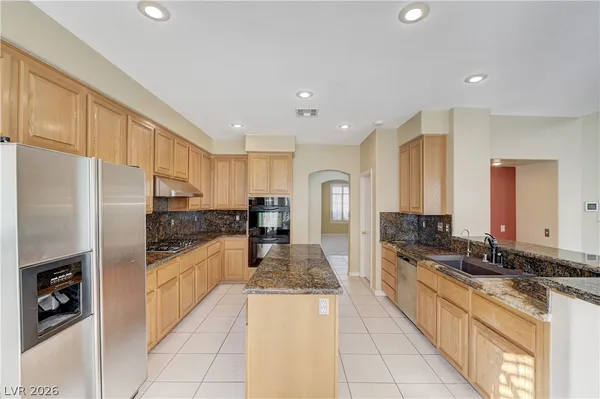 $799,900 | 8901 Goldstone Avenue, Las Vegas, NV 89143