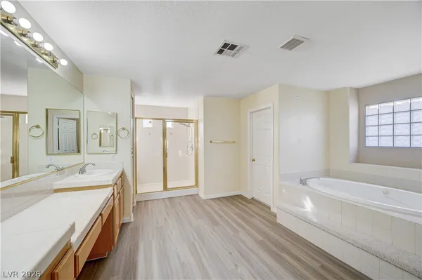 $799,900 | 8901 Goldstone Avenue, Las Vegas, NV 89143