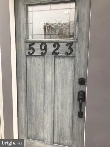 a view of washer and dryer