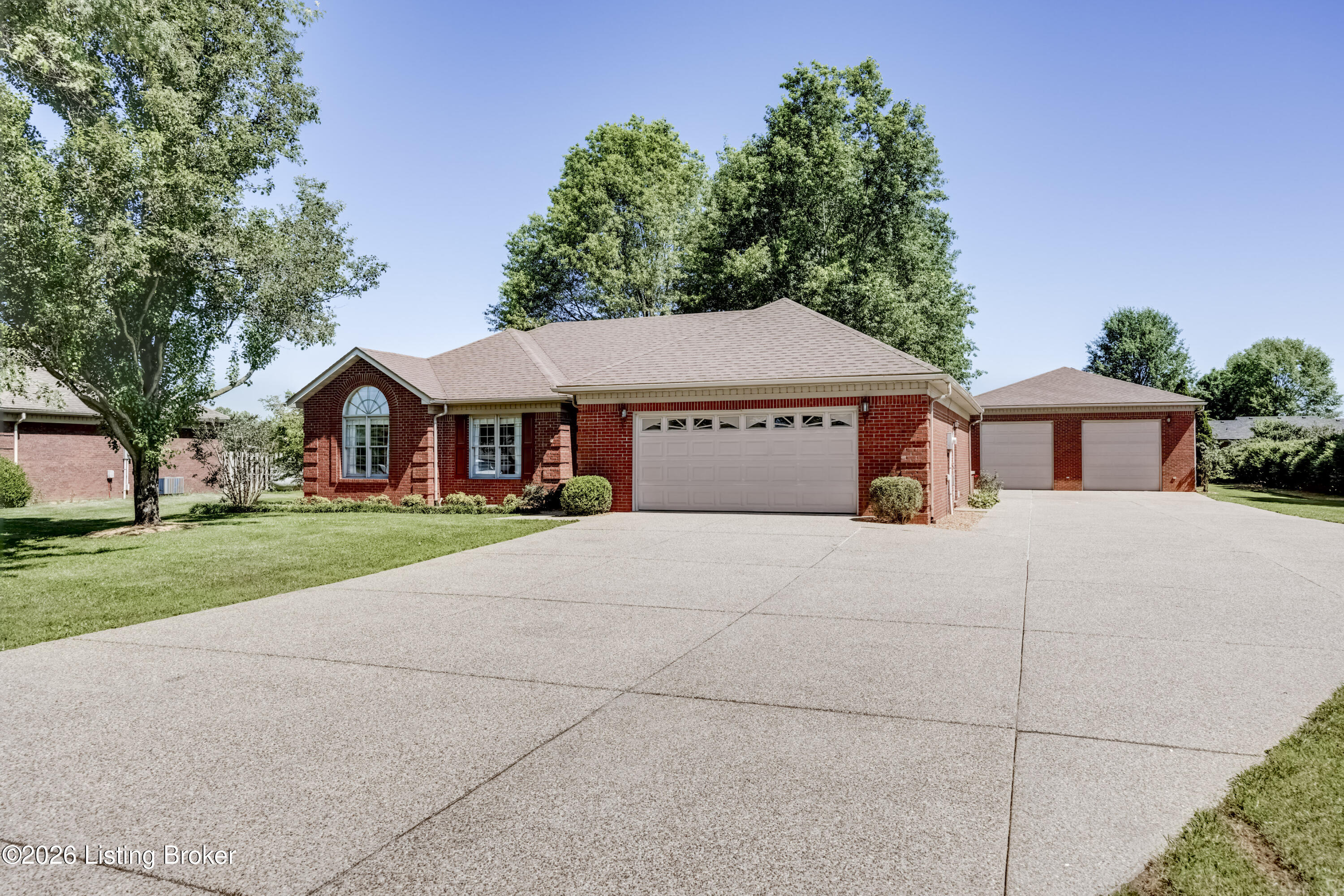 330 Ed Pile Road Bardstown, KY 40004 - Photo 2 of 49 2Y0A8754-A
